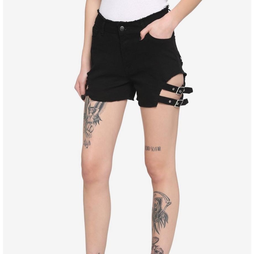 Hot Topic American Bazi Black Side Belt Denim Shorts